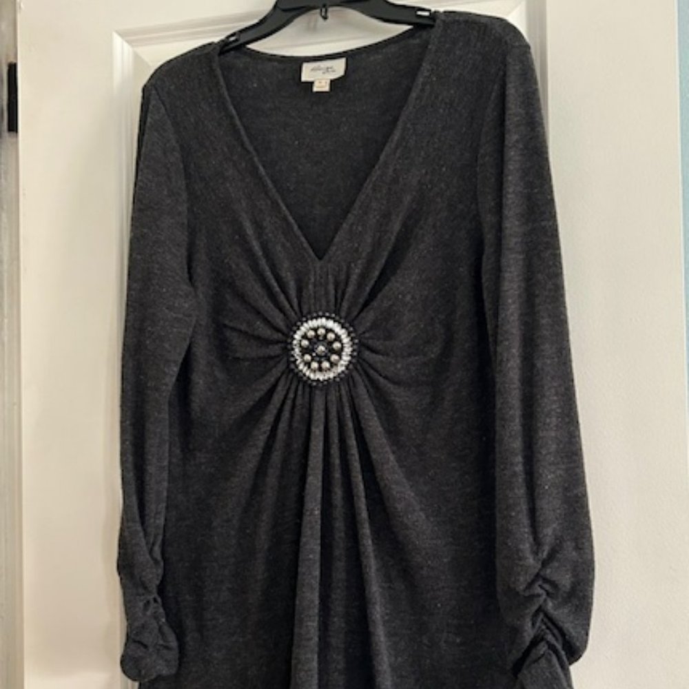 Long Jeweled Dark Grey V-Neck Sweater, Beige by eci, Size Large